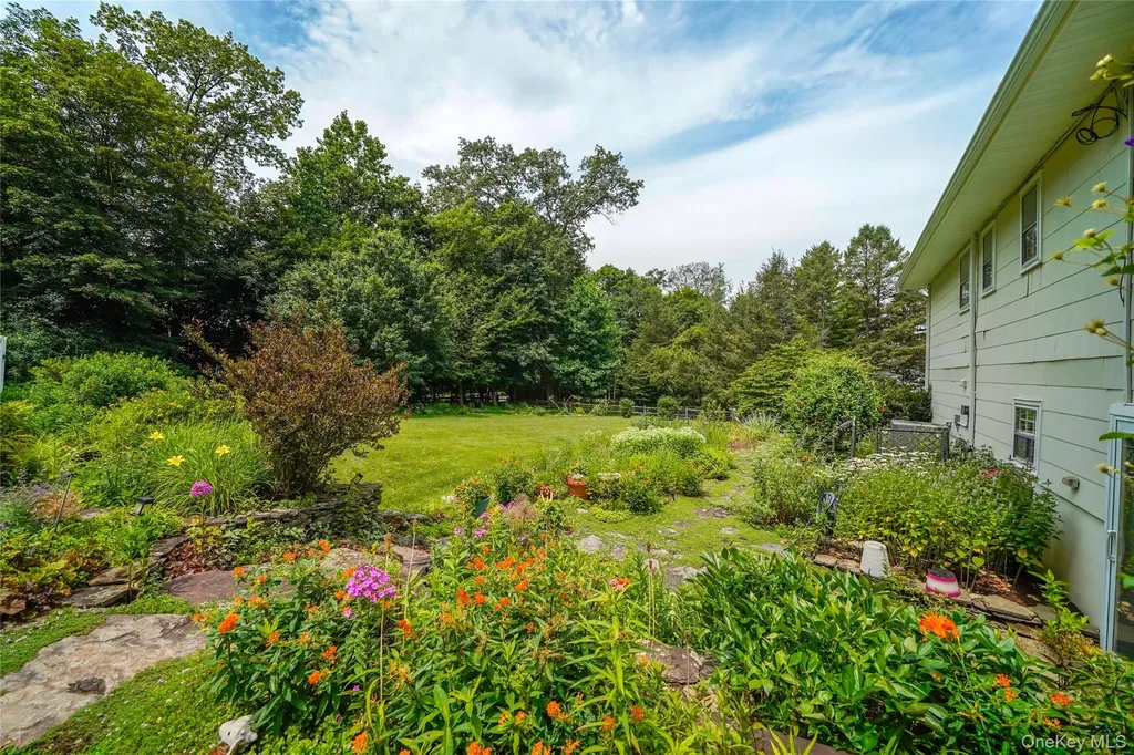 12 Capri Drive Spring Valley NY 10977