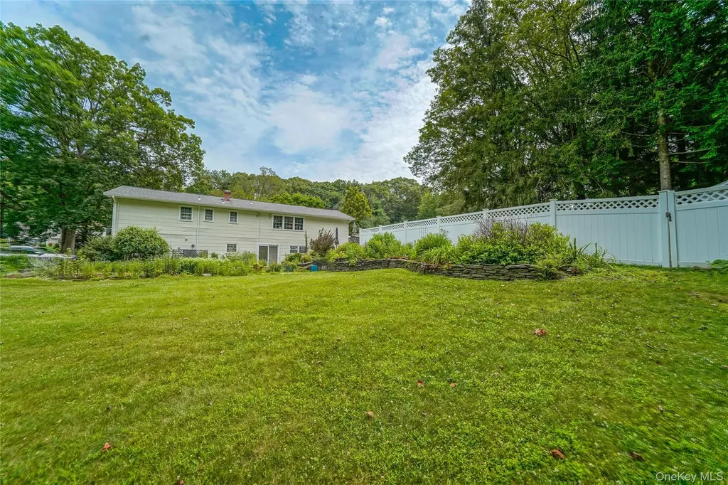 12 Capri Drive Spring Valley NY 10977