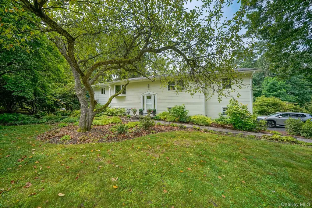 12 Capri Drive Spring Valley NY 10977