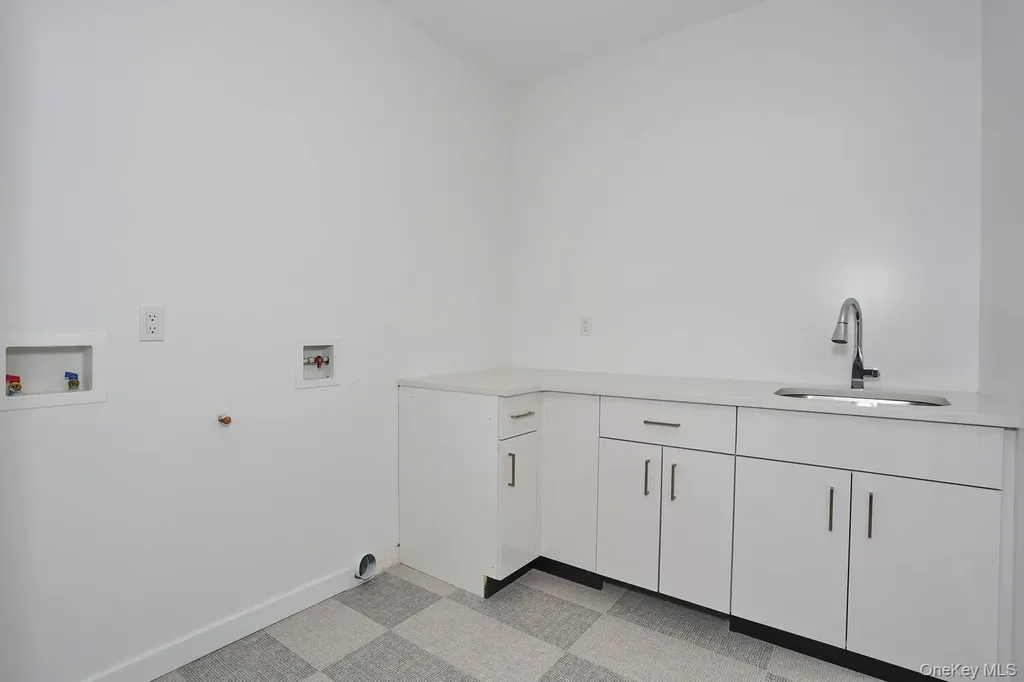 4 Howard Drive Spring Valley NY 10977