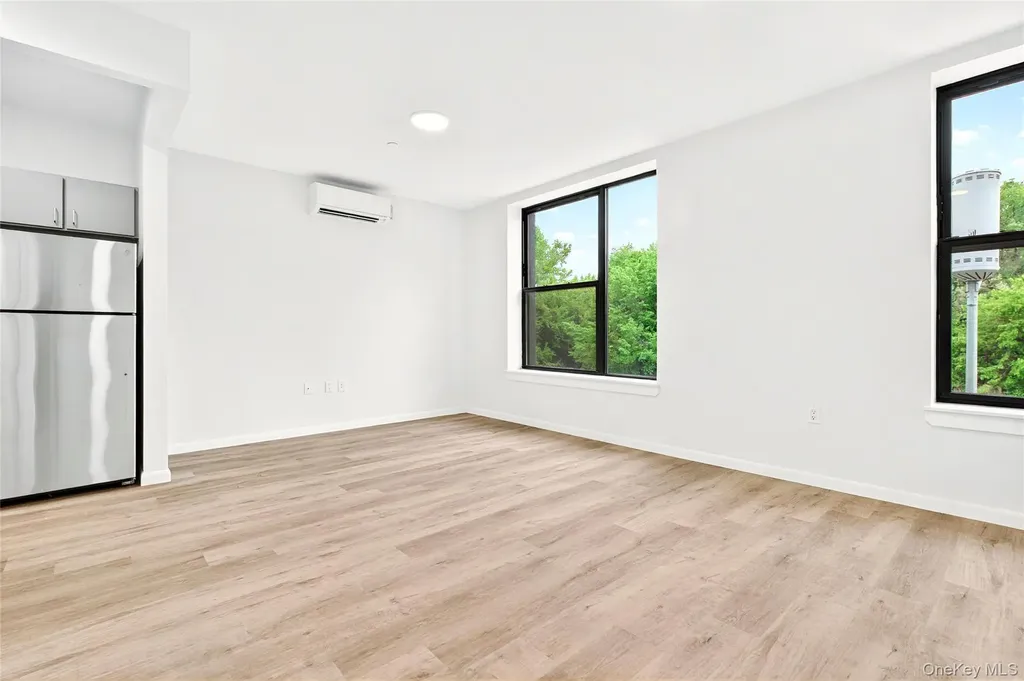 351 Bronx River Avenue Bronx NY 10473