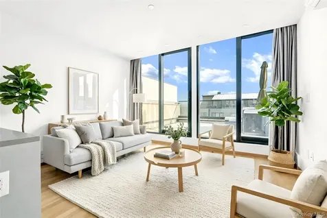 18 Monitor Street Brooklyn NY 11222