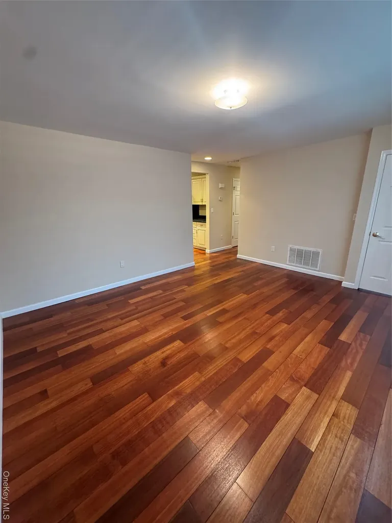 1125 7th Street West Babylon NY 11704