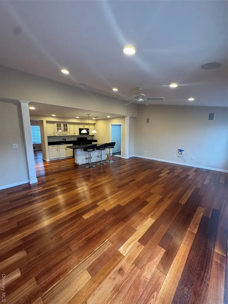 1125 7th Street West Babylon NY 11704