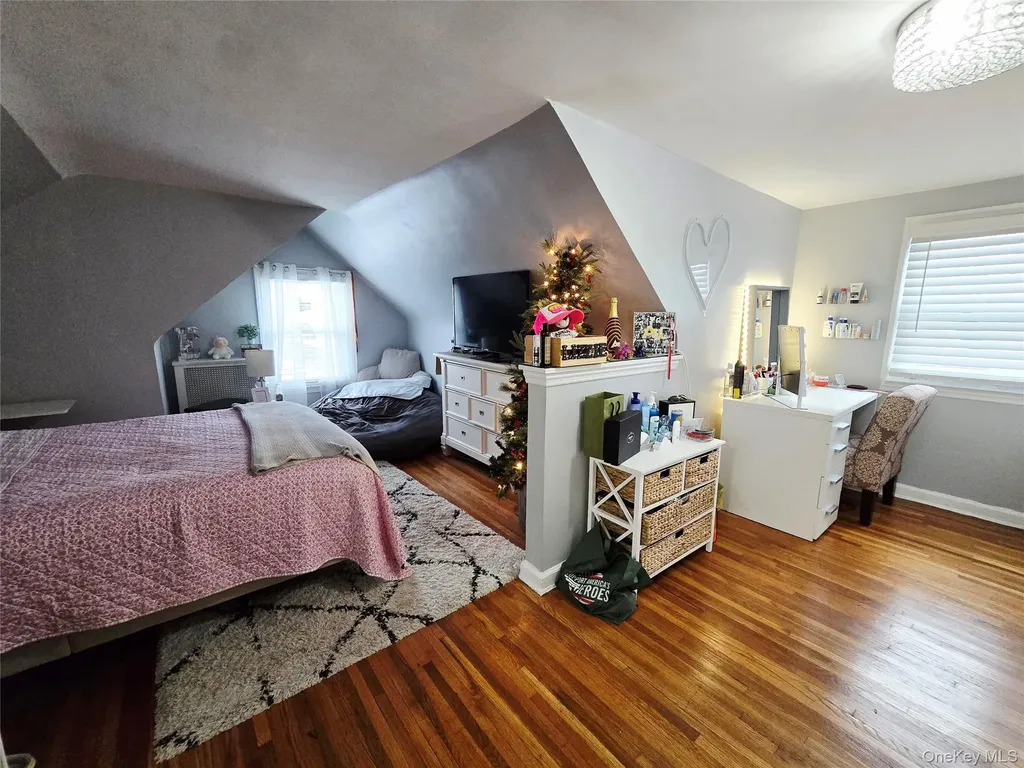 177 Sheridan Boulevard Mineola NY 11501