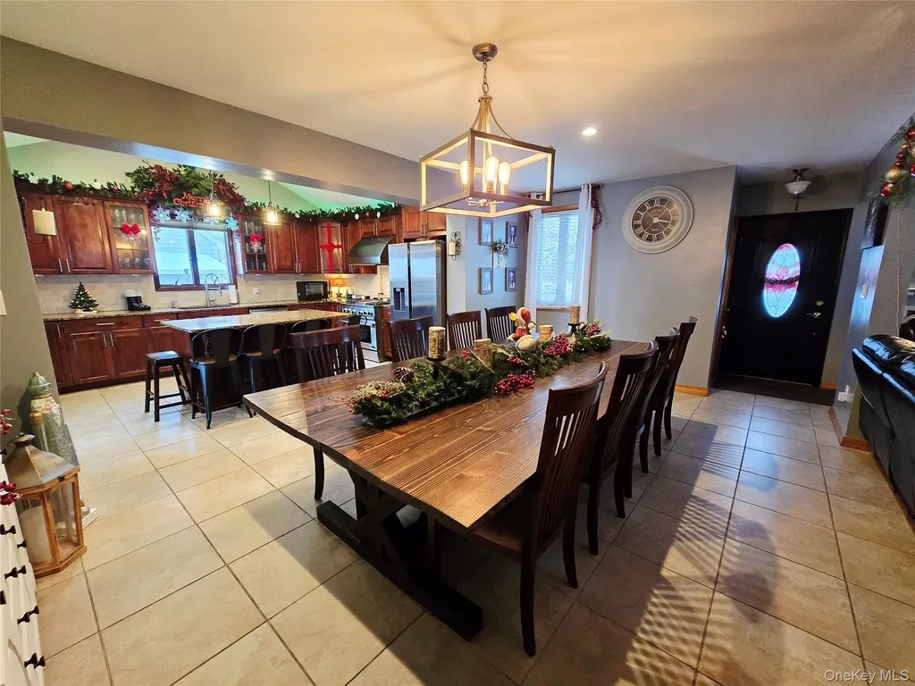 177 Sheridan Boulevard Mineola NY 11501