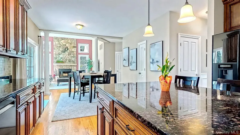 28 Madison Court Wallkill NY 12589