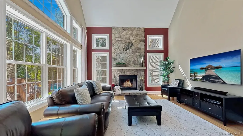 28 Madison Court Wallkill NY 12589