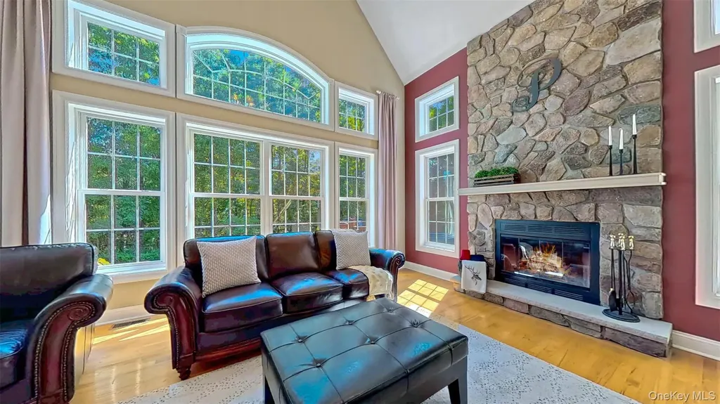 28 Madison Court Wallkill NY 12589