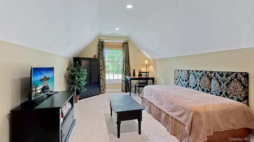 28 Madison Court Wallkill NY 12589
