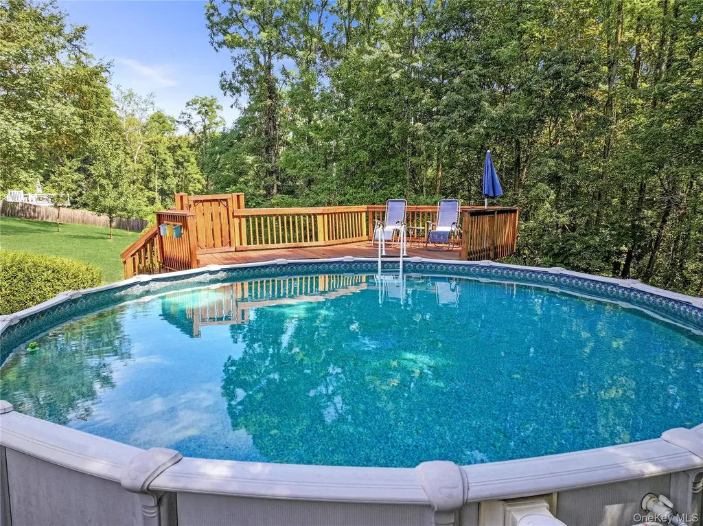 28 Madison Court Wallkill NY 12589