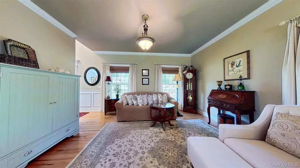 28 Madison Court Wallkill NY 12589