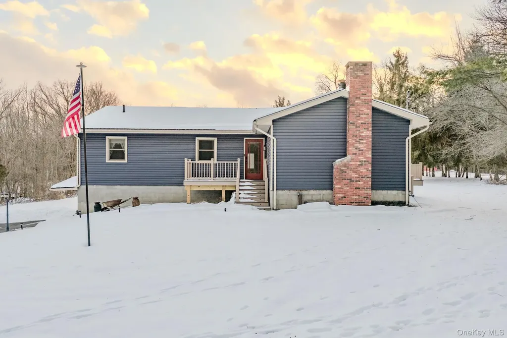 41 Low Road Wallkill NY 12589