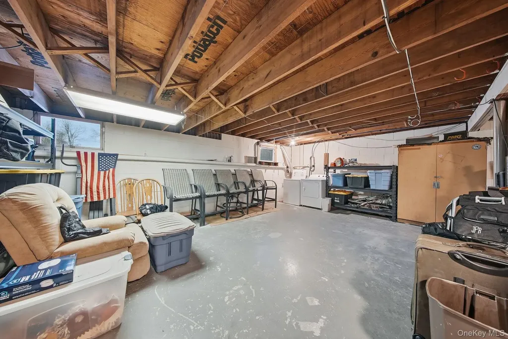 41 Low Road Wallkill NY 12589