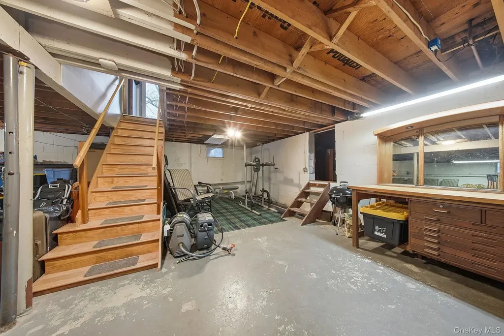 41 Low Road Wallkill NY 12589