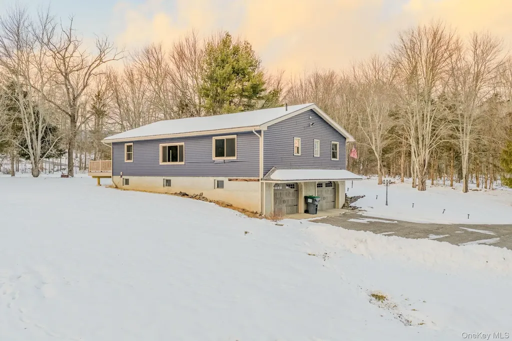 41 Low Road Wallkill NY 12589