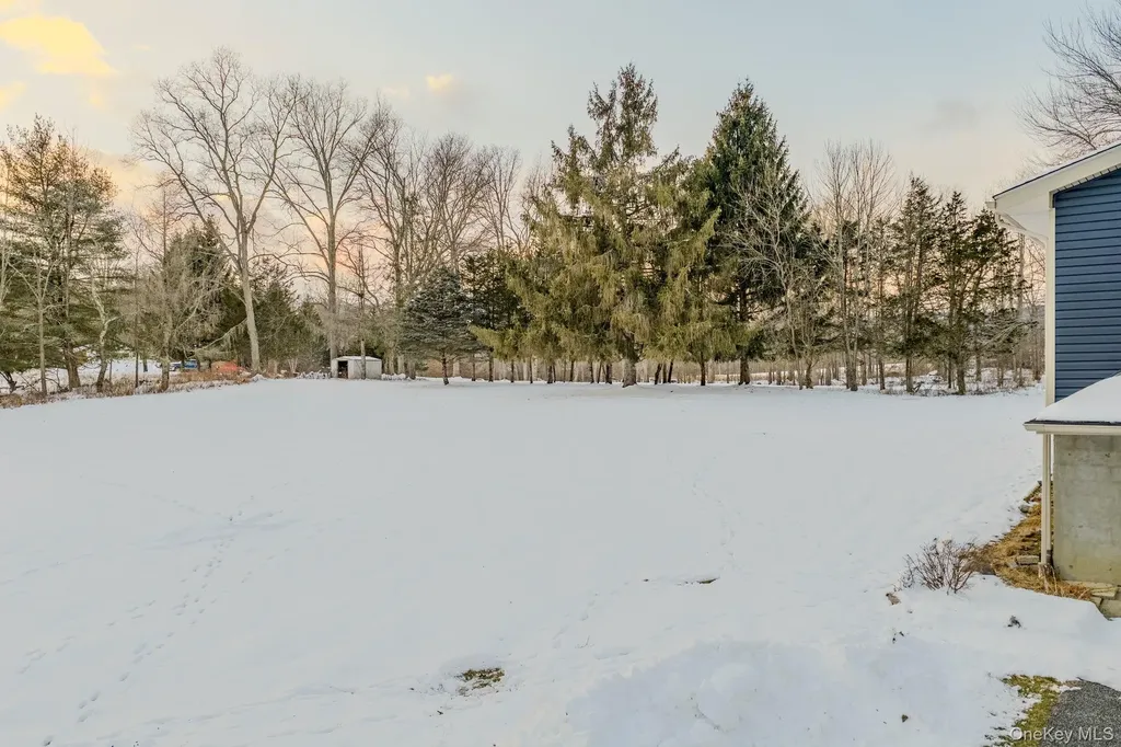 41 Low Road Wallkill NY 12589