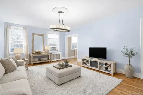 445 Gramatan Avenue Mount Vernon NY 10552