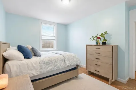 445 Gramatan Avenue Mount Vernon NY 10552