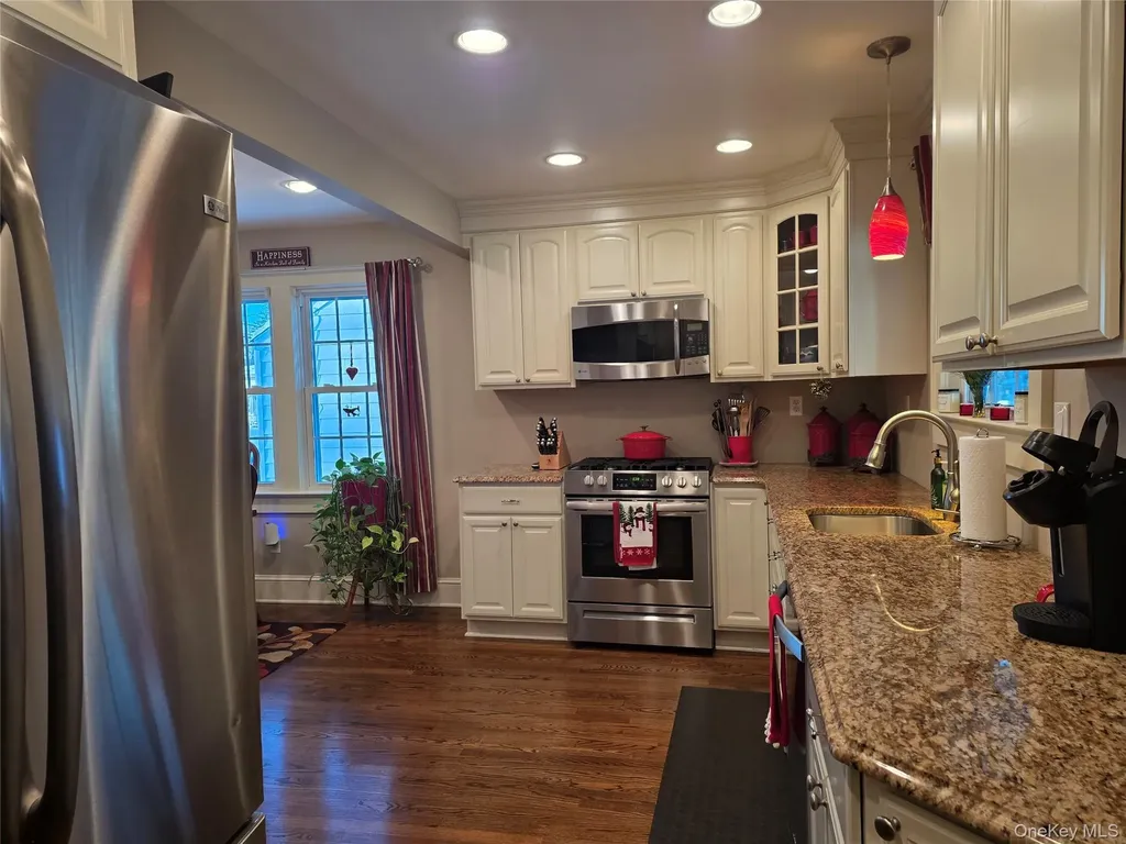 1405 Ohio Avenue Bay Shore NY 11706