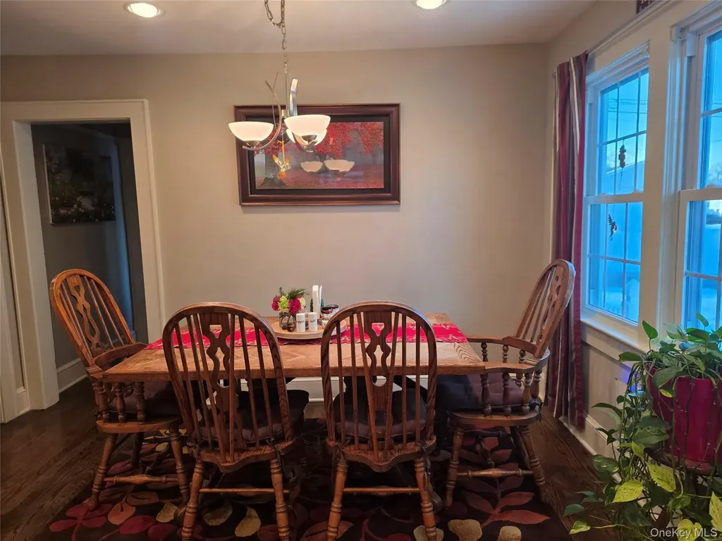 1405 Ohio Avenue Bay Shore NY 11706