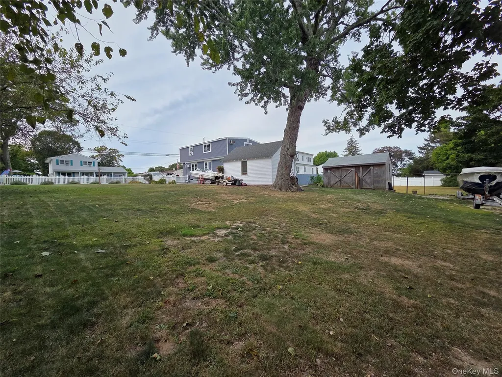 1405 Ohio Avenue Bay Shore NY 11706