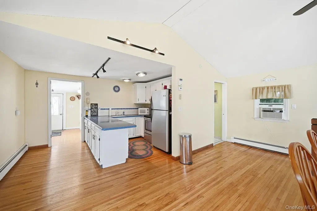 8 Wendy Way Warwick NY 10925