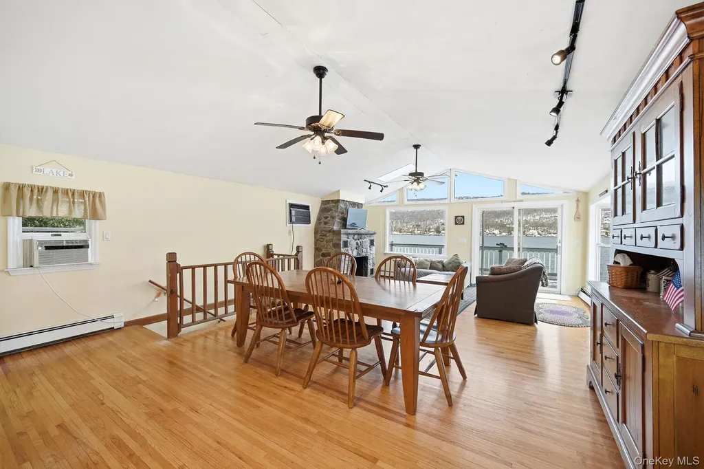8 Wendy Way Warwick NY 10925
