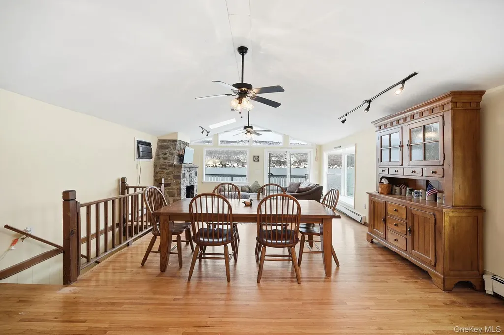 8 Wendy Way Warwick NY 10925