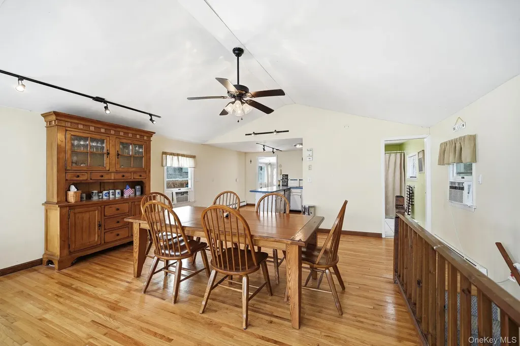 8 Wendy Way Warwick NY 10925
