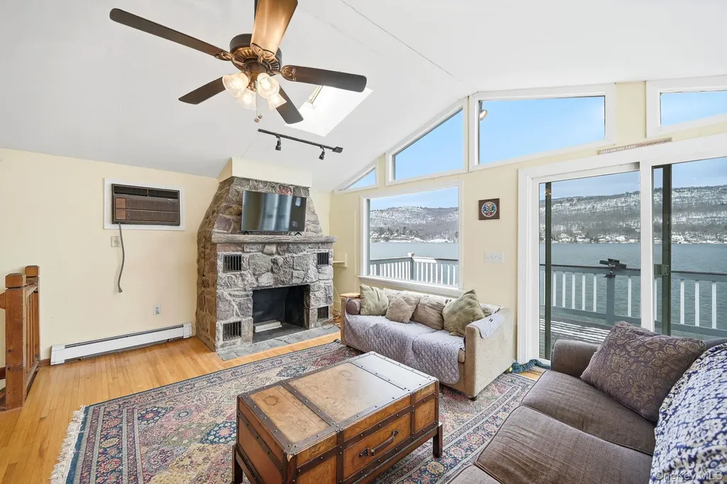 8 Wendy Way Warwick NY 10925