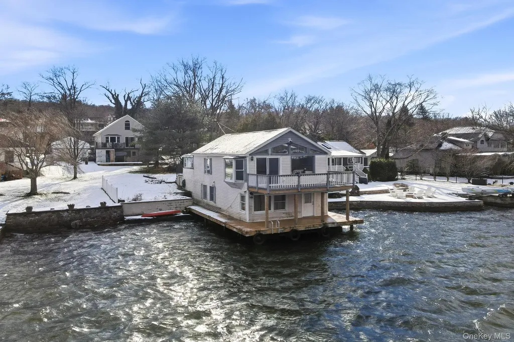 8 Wendy Way Warwick NY 10925