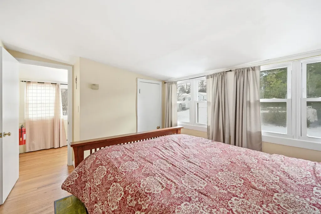 8 Wendy Way Warwick NY 10925