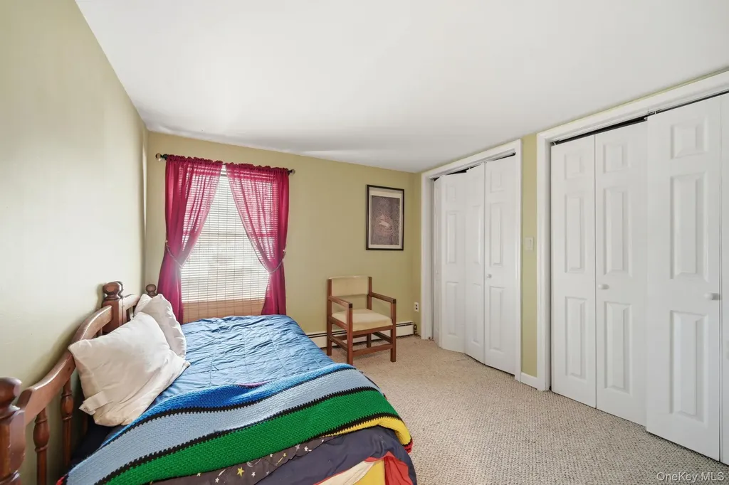 8 Wendy Way Warwick NY 10925