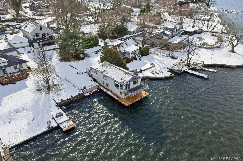 8 Wendy Way Warwick NY 10925