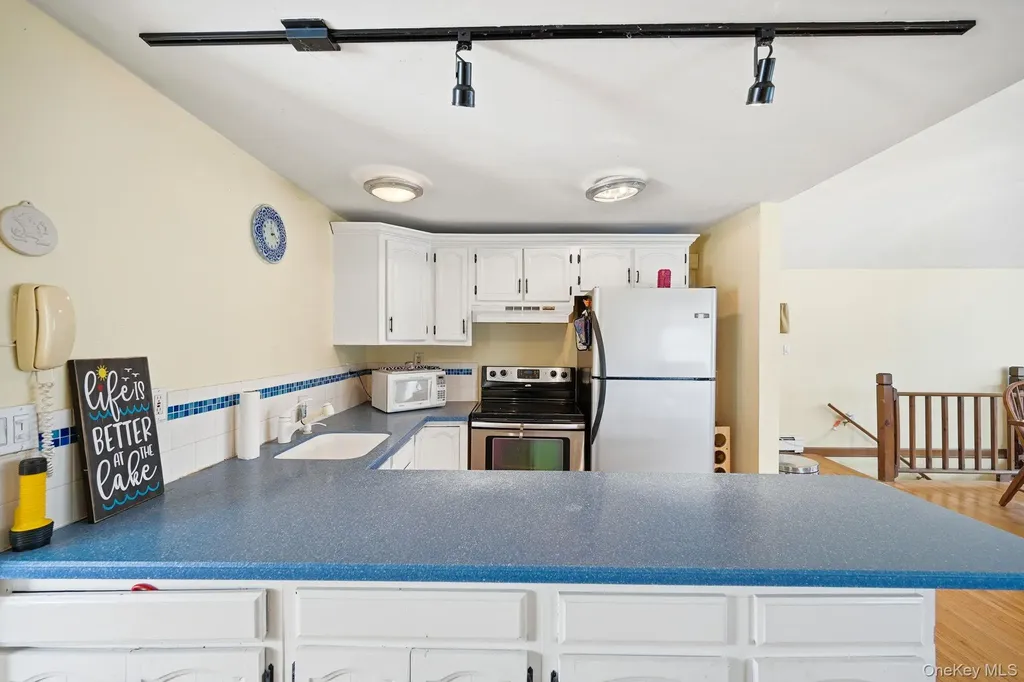 8 Wendy Way Warwick NY 10925