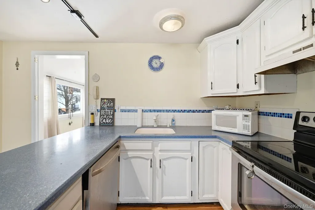 8 Wendy Way Warwick NY 10925