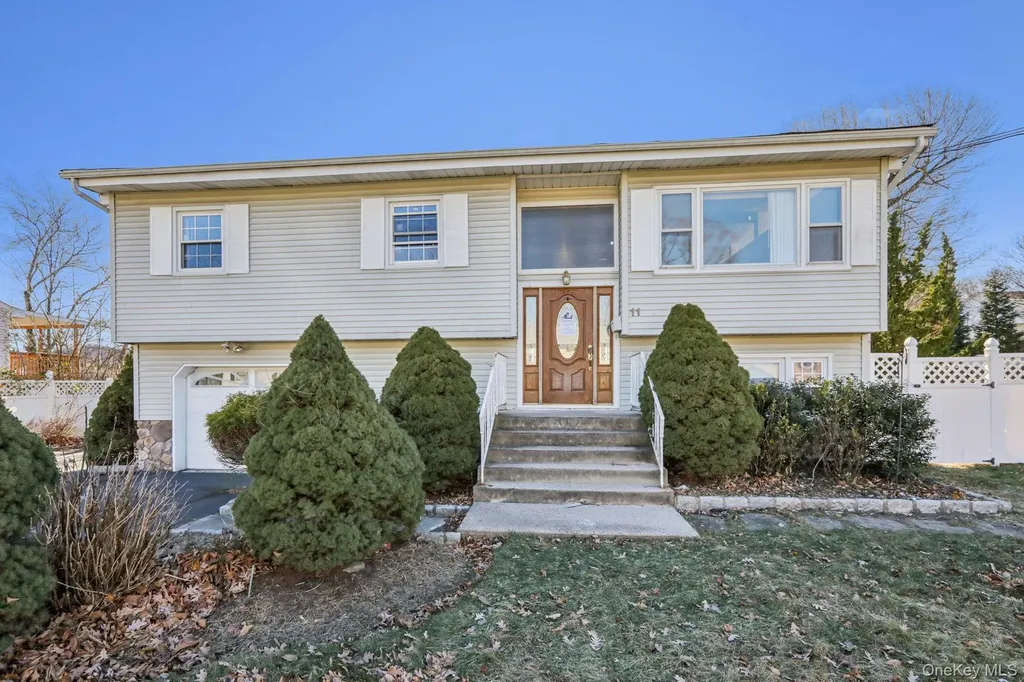 11 Centennial Drive Garnerville NY 10923
