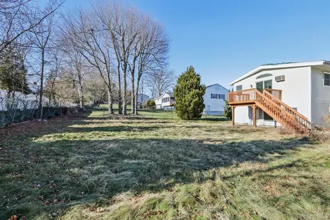 11 Centennial Drive Garnerville NY 10923
