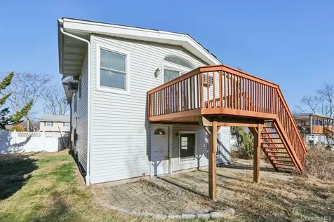 11 Centennial Drive Garnerville NY 10923