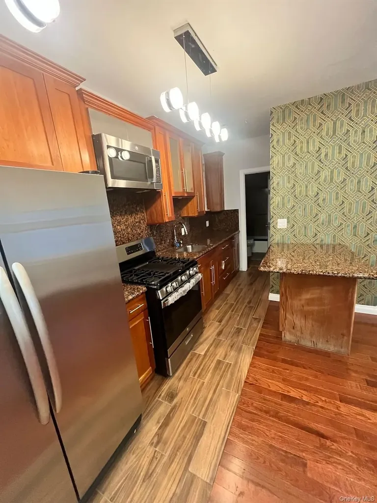 11423 Sutter South Ozone Park NY 11420