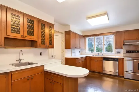 118 Boulder Trail Bronxville NY 10708