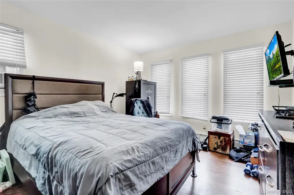 4 Halliday Road Coram NY 11727