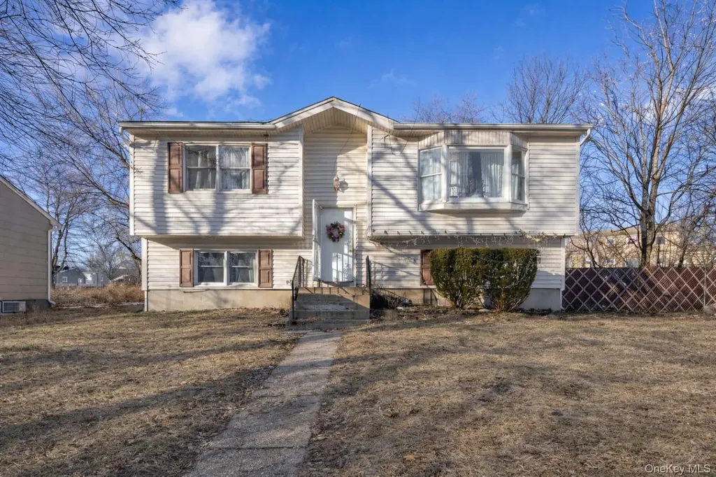 10 Valley Drive Nanuet NY 10954
