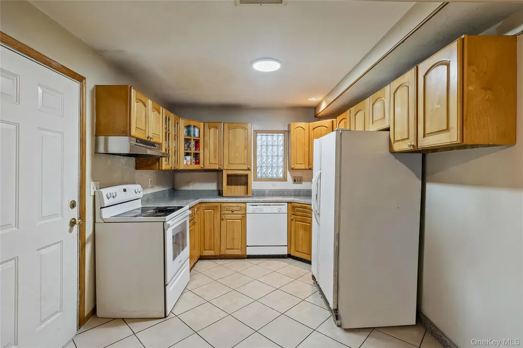 10 Valley Drive Nanuet NY 10954