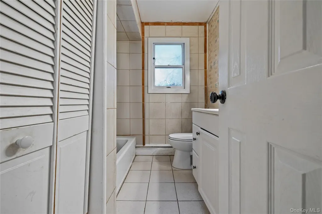 10 Valley Drive Nanuet NY 10954