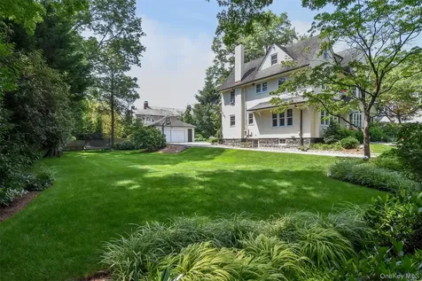 4 Sussex Avenue Bronxville NY 10708