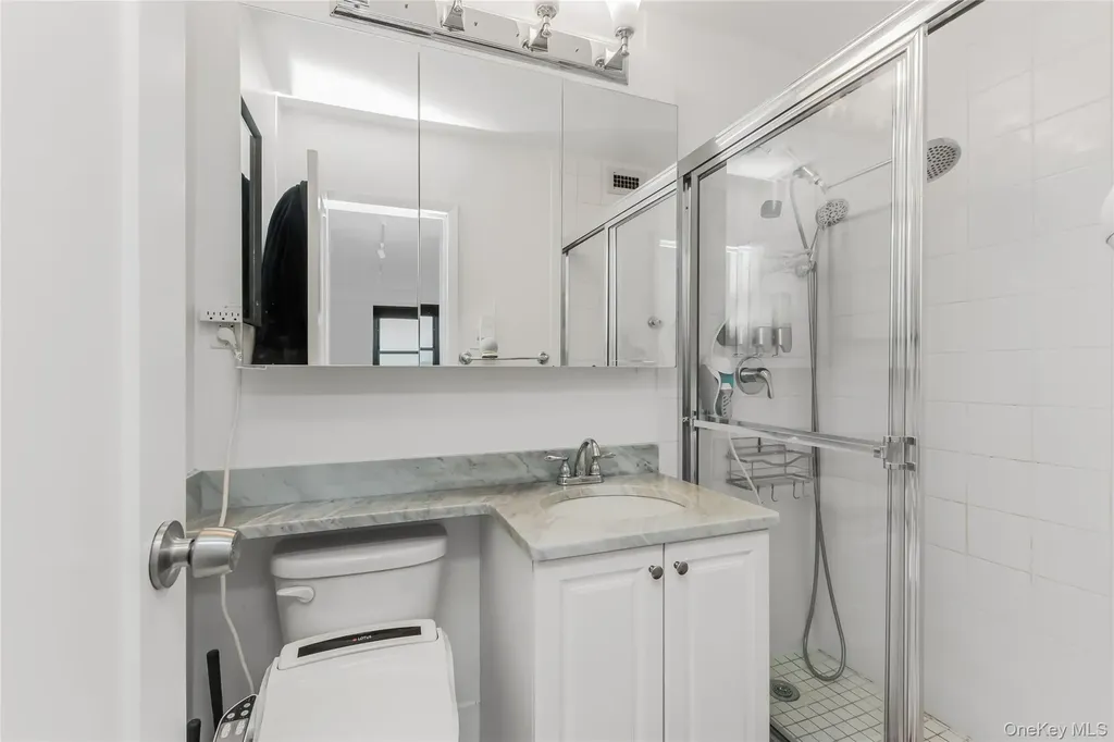 2500 Johnson Avenue Bronx NY 10463