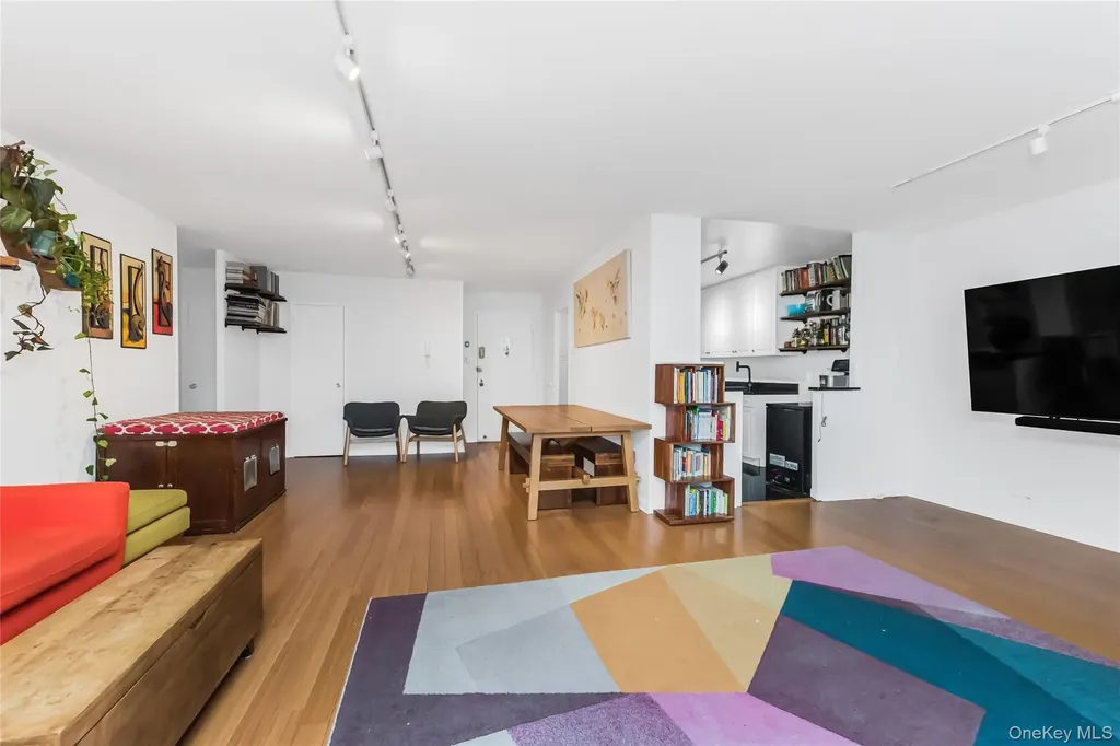 2500 Johnson Avenue Bronx NY 10463