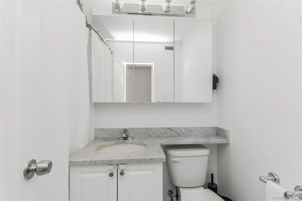 2500 Johnson Avenue Bronx NY 10463